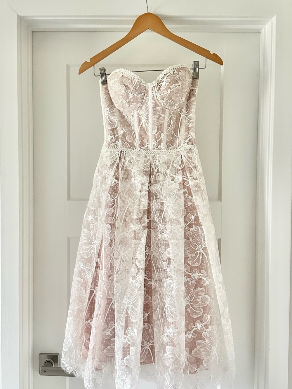 Nadine Merabi Olivia White Strapless Floral Lace Midi Dress Bridal - XS EUC
